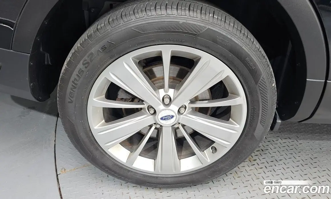 Ford Explorer 2018 2.3 автомат (гидро), фото 5