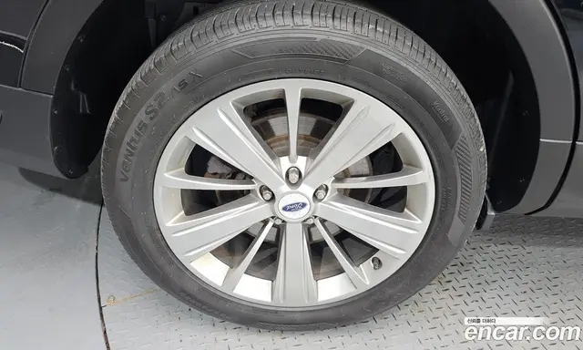 Ford Explorer 2018 2.3 автомат (гидро), миниатюра 5