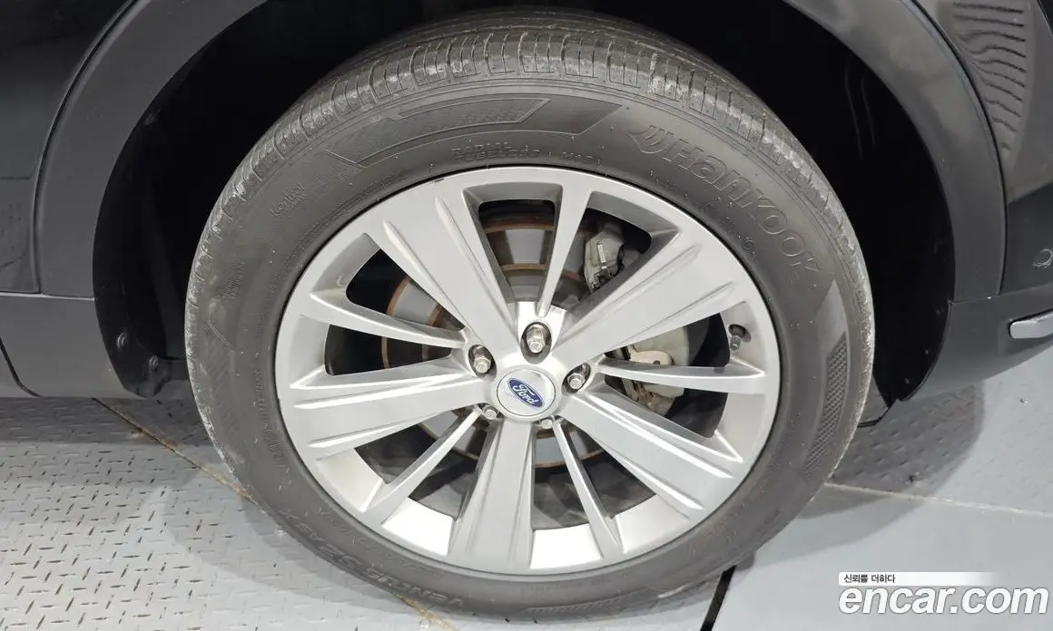 Ford Explorer 2018 2.3 автомат (гидро), фото 7