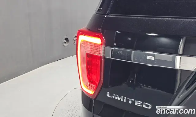 Ford Explorer 2018 2.3 автомат (гидро), миниатюра 9