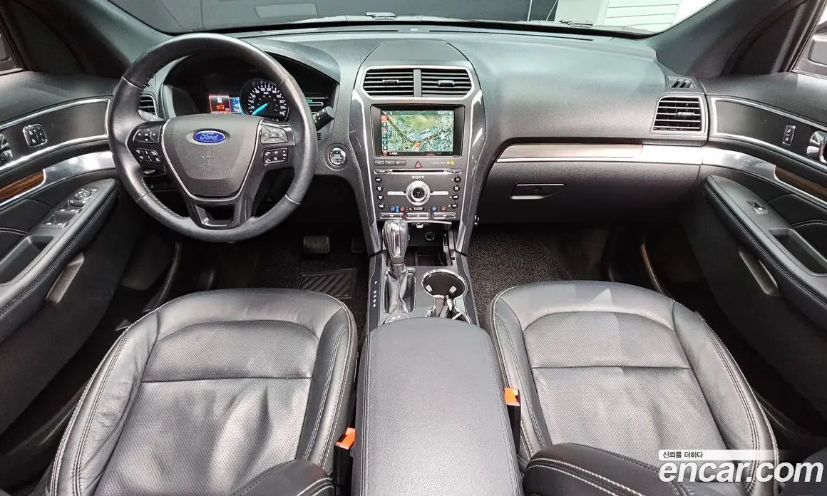 Ford Explorer 2018 2.3 автомат (гидро), фото 10