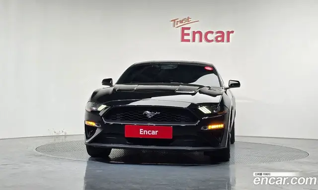 Ford Mustang 2020 2.3 автомат (гидро), миниатюра 3