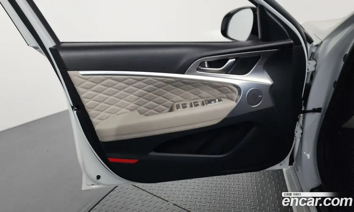 Genesis G70 2021 2.0 автомат (гидро), фото 22