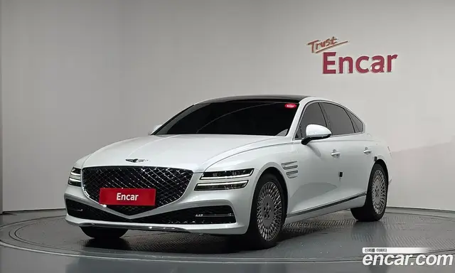 Genesis G80, 2023, 9 807 км