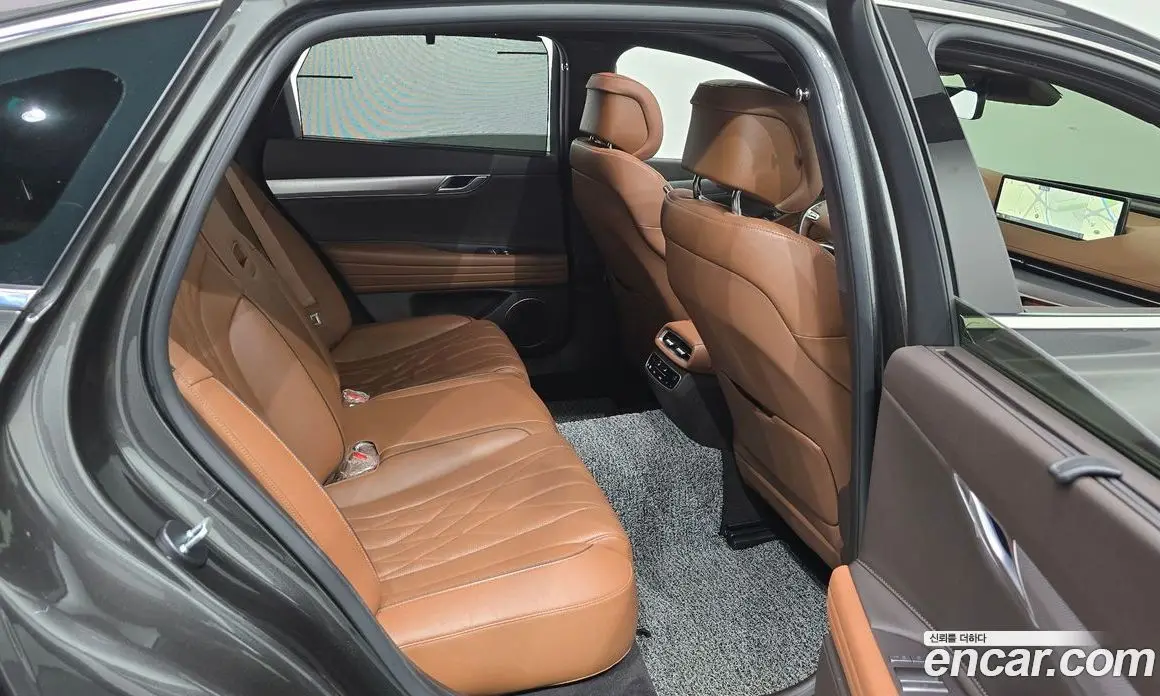 Genesis G80 2023 2.5 автомат (гидро), фото 17