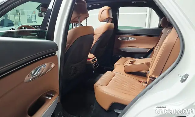 Genesis GV70 2023 2.5 автомат (гидро), миниатюра 11