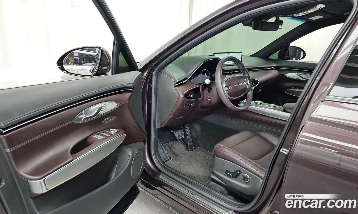 Genesis GV70 2023 2.5 автомат (гидро), фото 13
