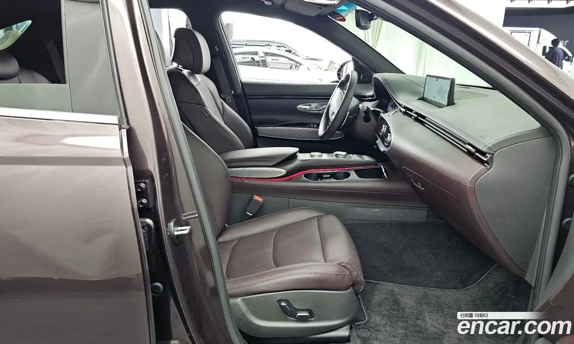 Genesis GV70 2023 2.5 автомат (гидро), фото 17
