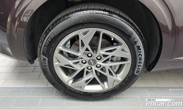 Genesis GV70 2023 2.5 автомат (гидро), миниатюра 5