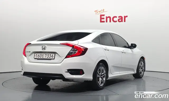 Honda Civic 2017 2.0 автомат (гидро), миниатюра 2