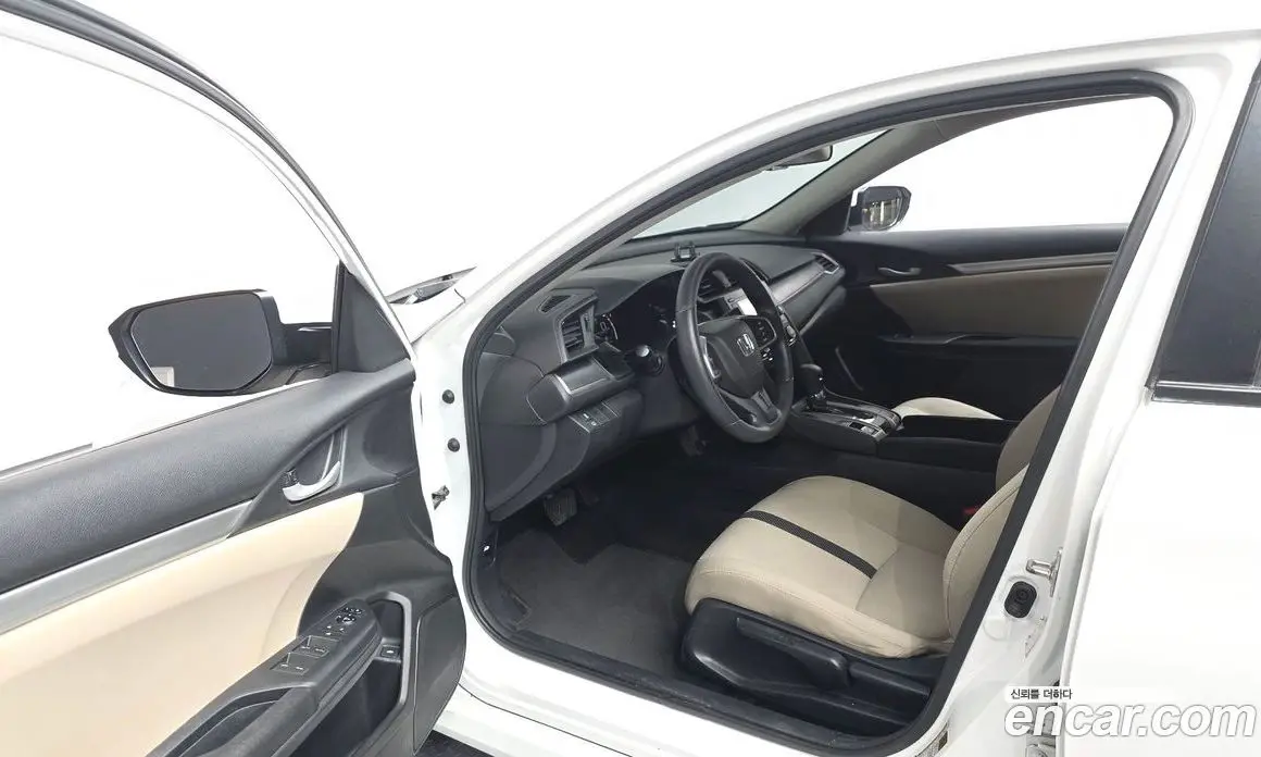 Honda Civic 2017 2.0 автомат (гидро), фото 13