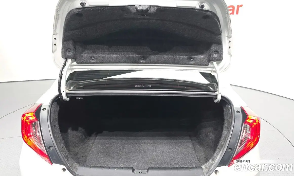 Honda Civic 2017 2.0 автомат (гидро), фото 26