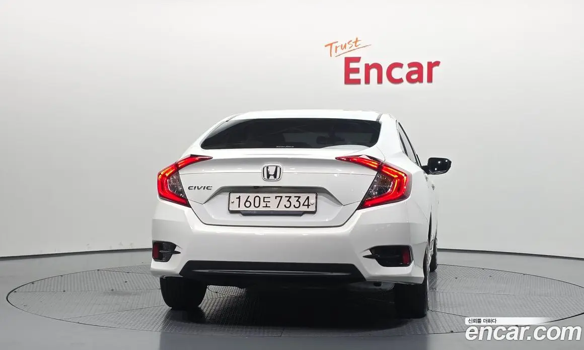 Honda Civic 2017 2.0 автомат (гидро), фото 4