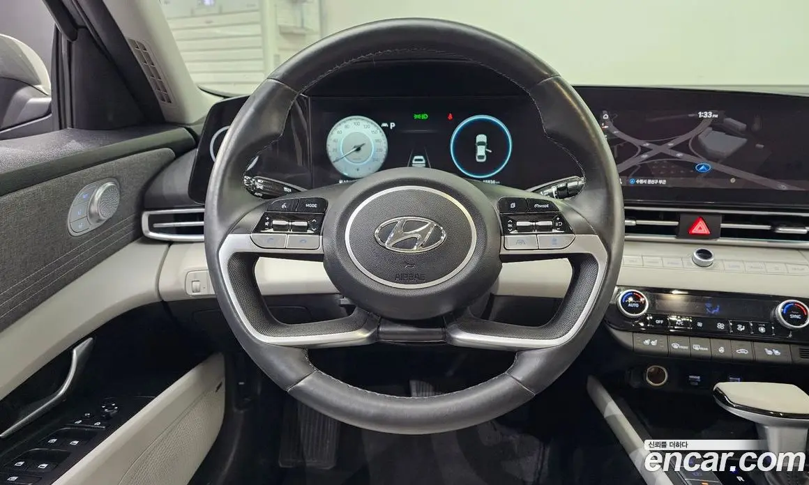 Hyundai Avante 2022 1.6 автомат (гидро), фото 13