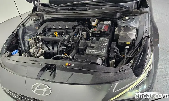 Hyundai Avante 2022 1.6 автомат (гидро), миниатюра 6