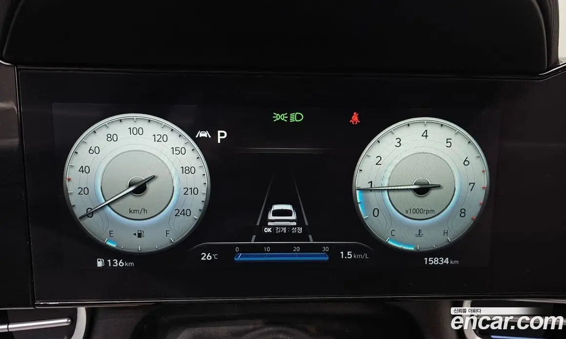 Hyundai Avante 2022 1.6 автомат (гидро), фото 8