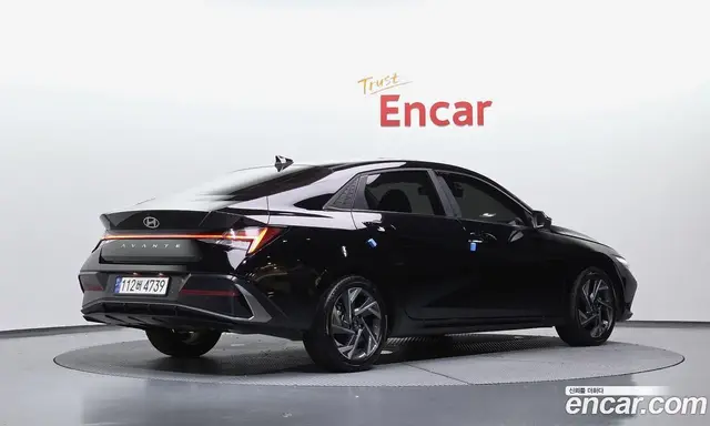 Hyundai Avante 2023 1.6 автомат (гидро), миниатюра 2