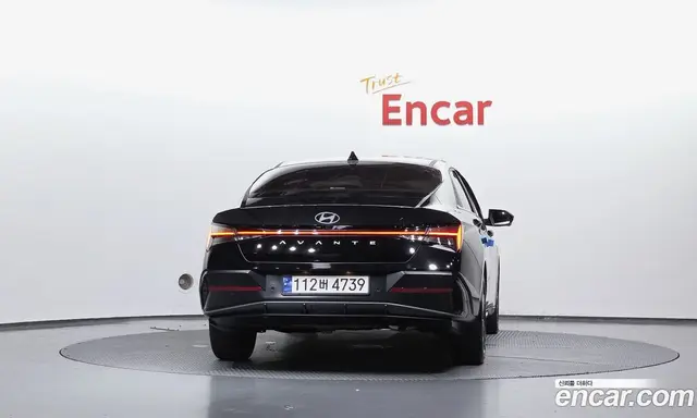 Hyundai Avante 2023 1.6 автомат (гидро), миниатюра 4