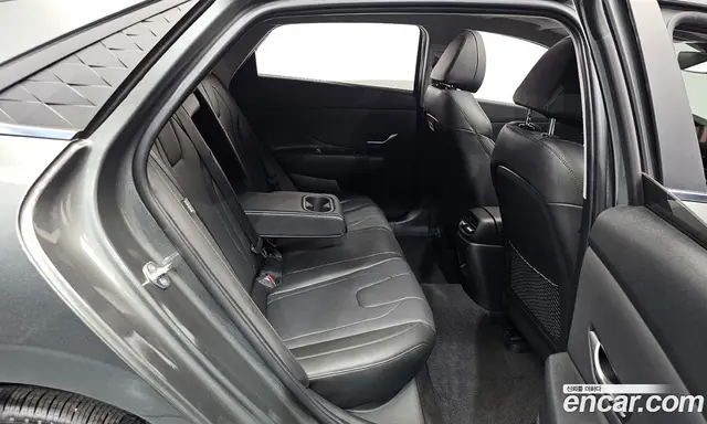 Hyundai Avante 2023 1.6 автомат (гидро), миниатюра 11
