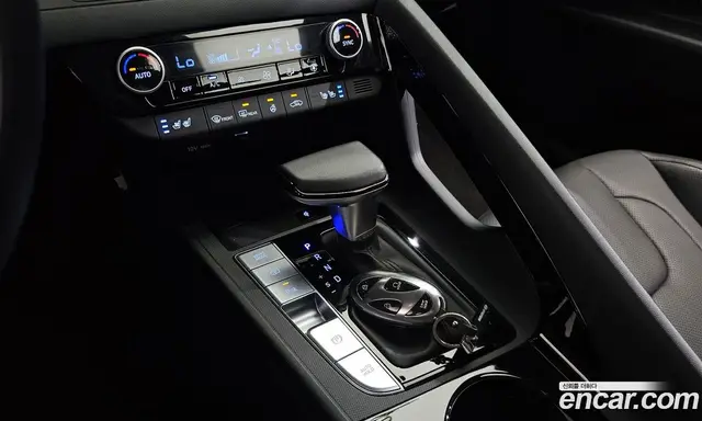 Hyundai Avante 2023 1.6 автомат (гидро), миниатюра 9