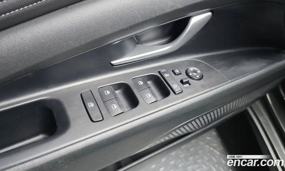 Hyundai Avante 2023 1.6 автомат (гидро), фото 14