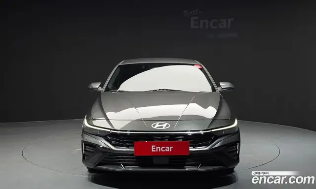 Hyundai Avante 2023 1.6 автомат (гидро), миниатюра 3