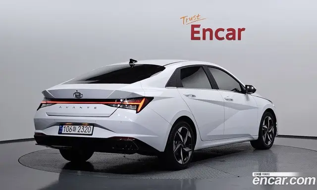 Hyundai Avante 2023 1.6 автомат (гидро), миниатюра 2