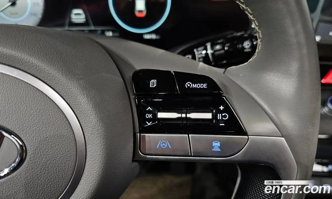 Hyundai Avante 2023 1.6 автомат (гидро), фото 23