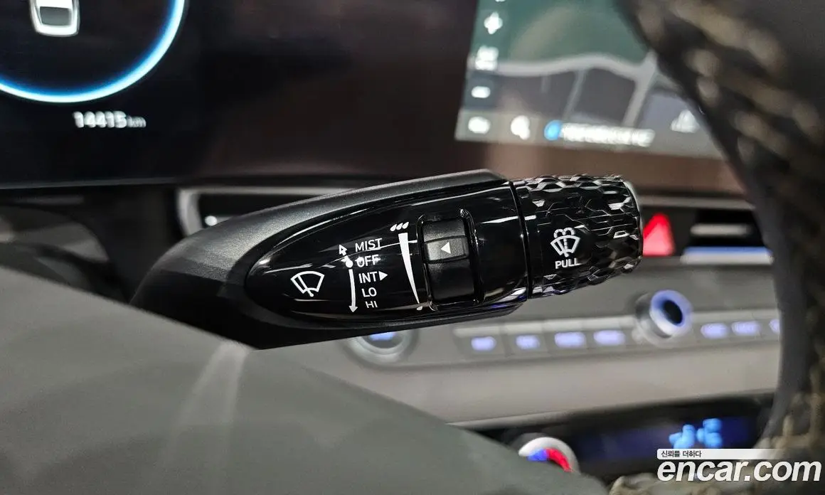 Hyundai Avante 2023 1.6 автомат (гидро), фото 29