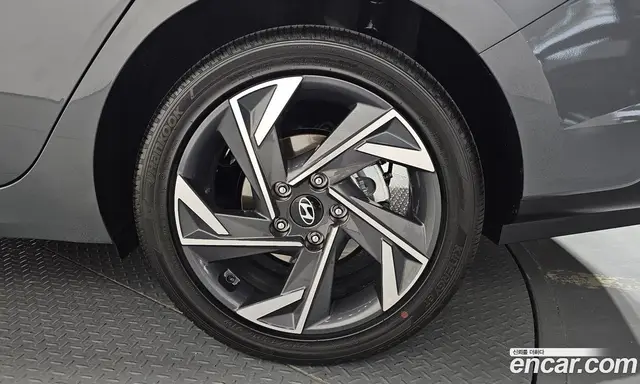 Hyundai Avante 2025 1.6 автомат (гидро), миниатюра 7
