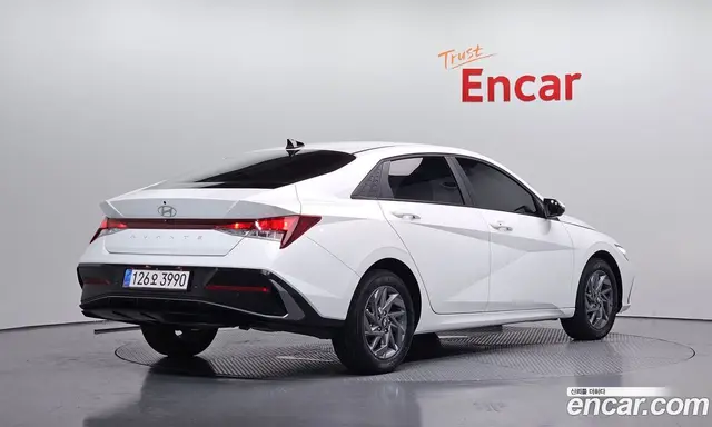 Hyundai Avante 2025 1.6 автомат (гидро), миниатюра 2