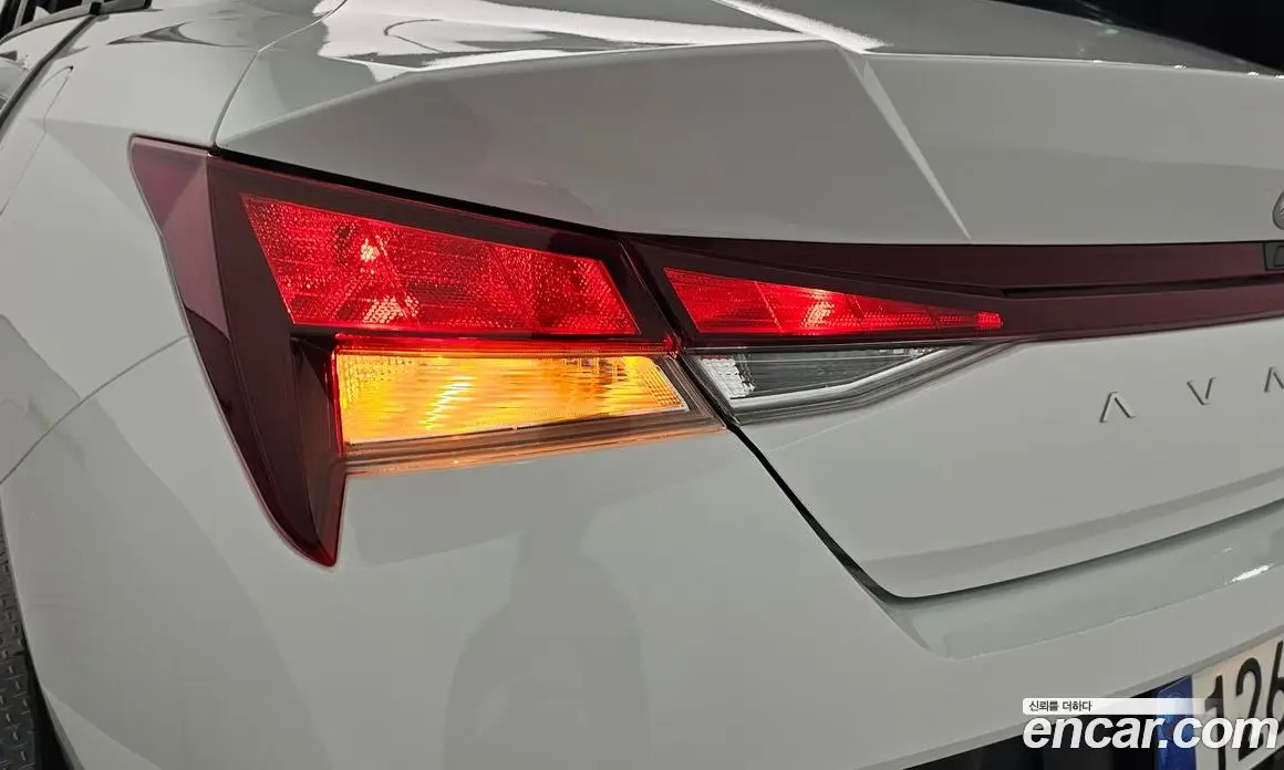 Hyundai Avante 2025 1.6 автомат (гидро), фото 9