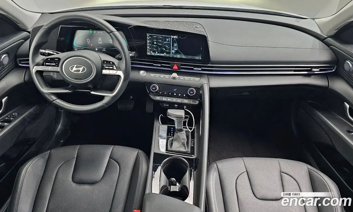 Hyundai Avante 2025 1.6 автомат (гидро), фото 10