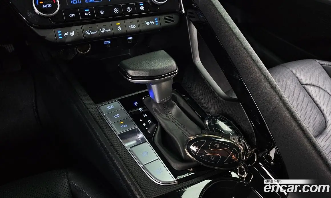 Hyundai Avante 2025 1.6 автомат (гидро), фото 11