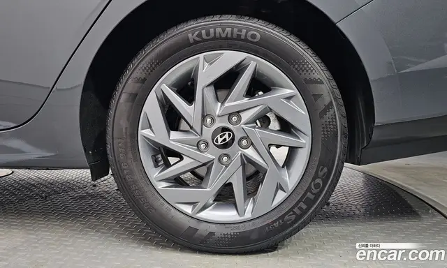 Hyundai Avante 2025 1.6 автомат (гидро), миниатюра 4
