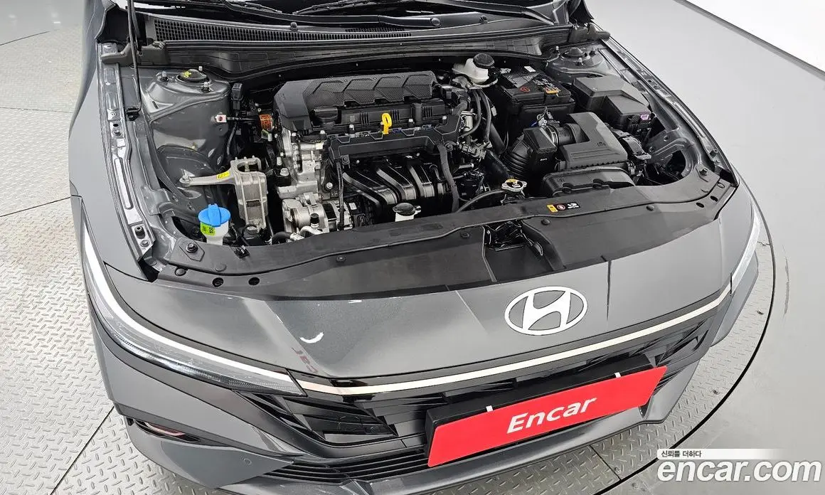 Hyundai Avante 2025 1.6 автомат (гидро), фото 5