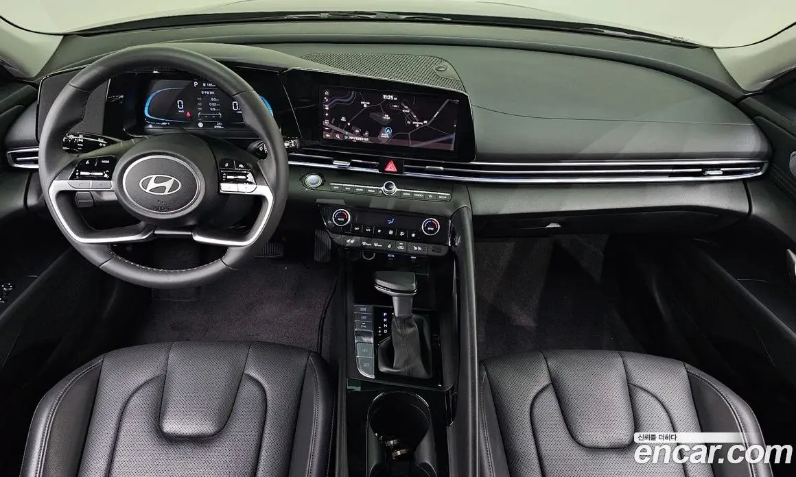 Hyundai Avante 2025 1.6 автомат (гидро), фото 9