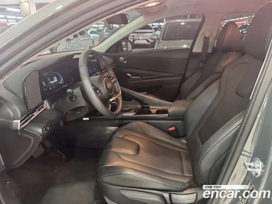 Hyundai Avante 2025 1.6 автомат (гидро), фото 14