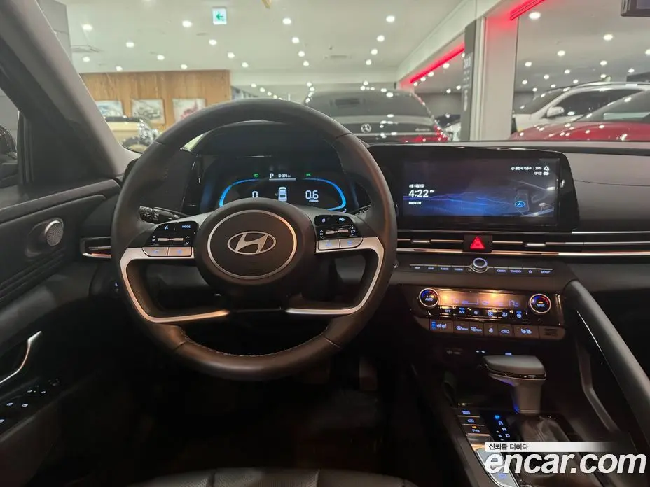 Hyundai Avante 2025 1.6 автомат (гидро), фото 7