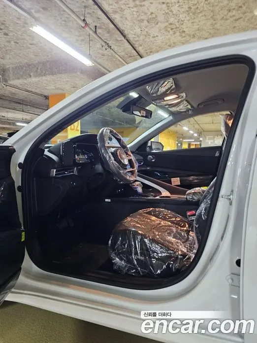 Hyundai Avante 2026 1.6 автомат (гидро), миниатюра 6