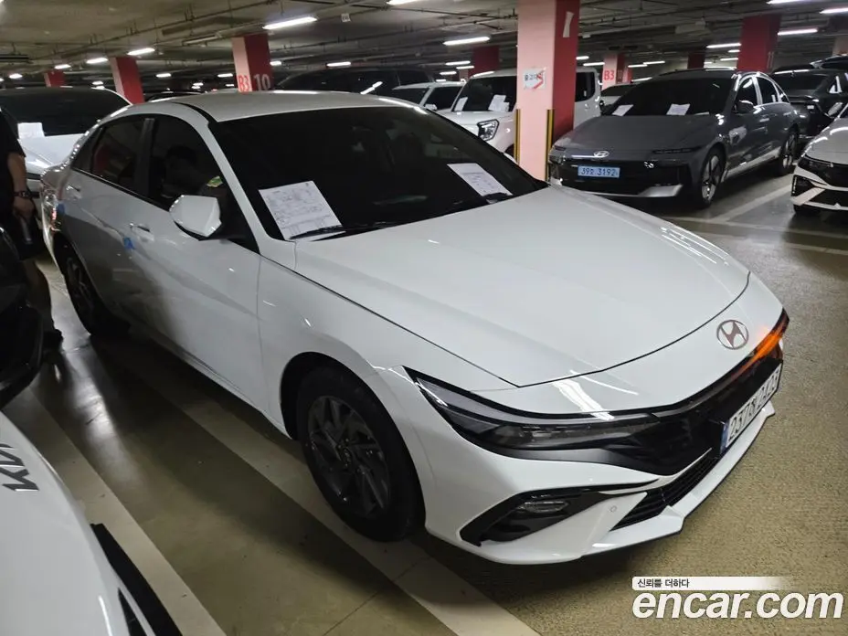 Hyundai Avante 2026 1.6 автомат (гидро), фото 9