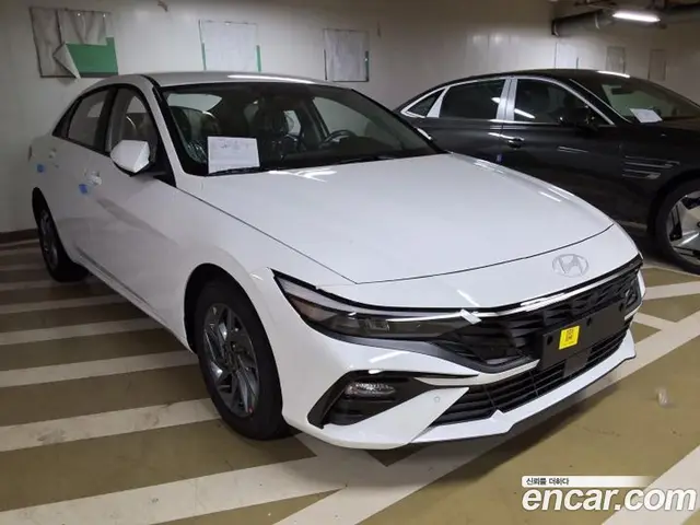 Hyundai Avante 2026 1.6 автомат (гидро), миниатюра 6