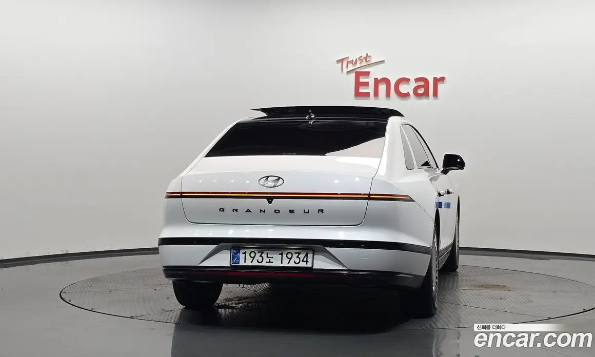 Hyundai Grandeur 2025 2.5 автомат (гидро), фото 3