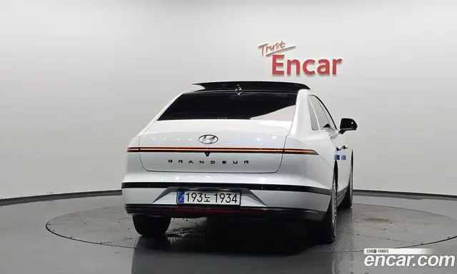 Hyundai Grandeur 2025 2.5 автомат (гидро), миниатюра 3