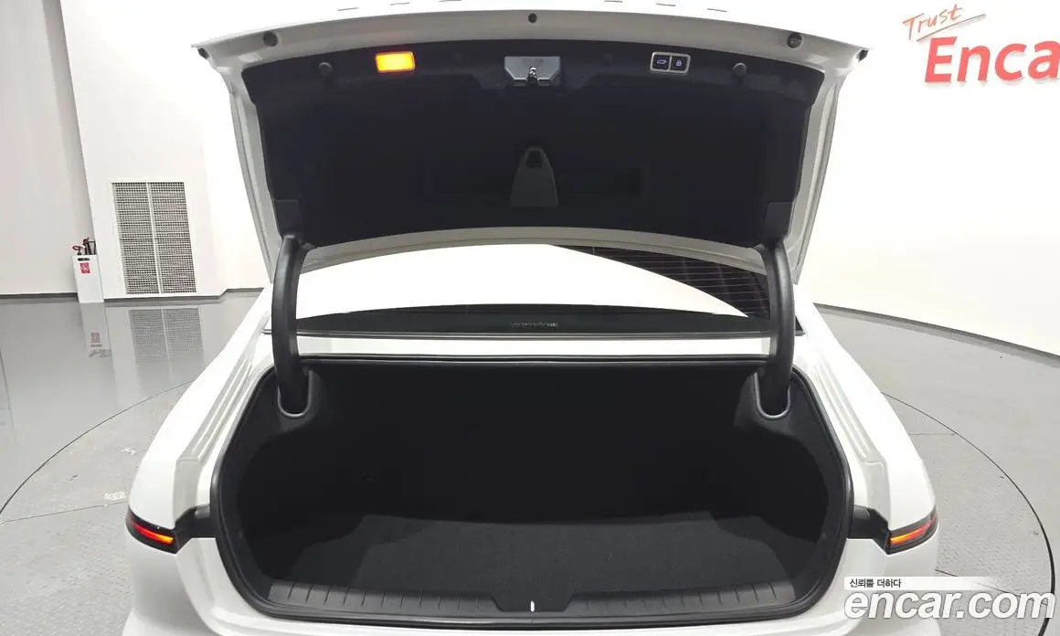 Hyundai Grandeur 2025 2.5 автомат (гидро), фото 36