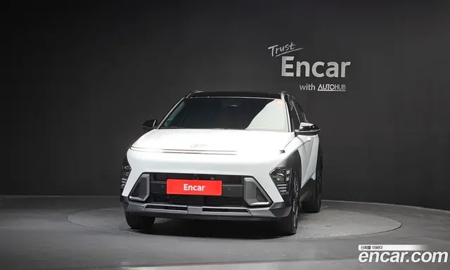Hyundai Kona 2023 1.6 автомат (гидро), миниатюра 3