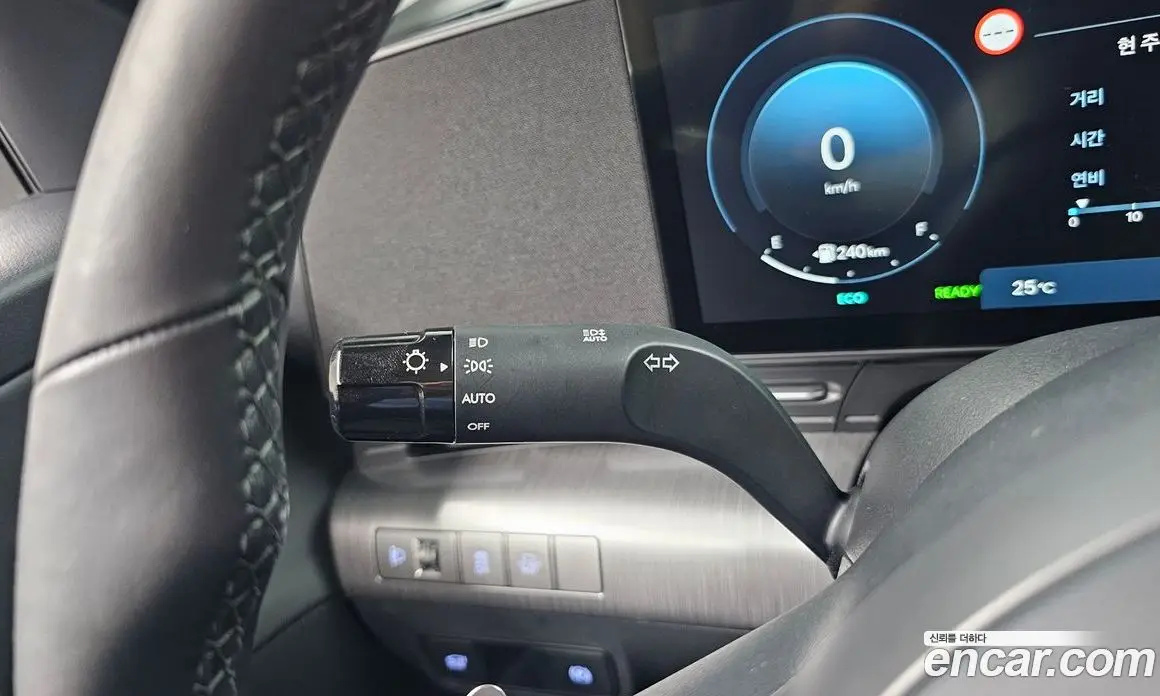 Hyundai Kona 2023 1.6 автомат (гидро), фото 30