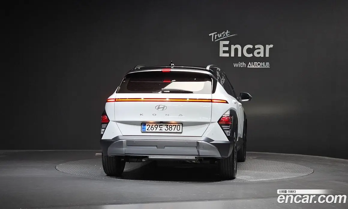 Hyundai Kona 2023 1.6 автомат (гидро), фото 4