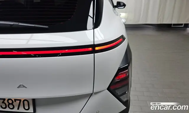 Hyundai Kona 2023 1.6 автомат (гидро), миниатюра 9