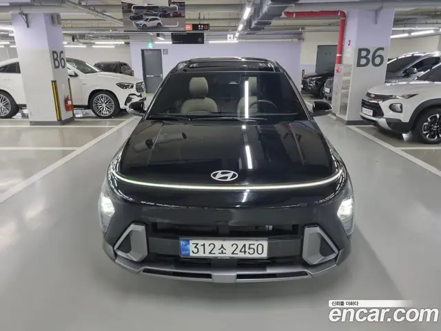 Hyundai Kona 2023 1.6 автомат (гидро), миниатюра 2